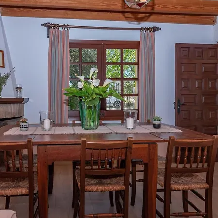 Els Gorgs By Sealand