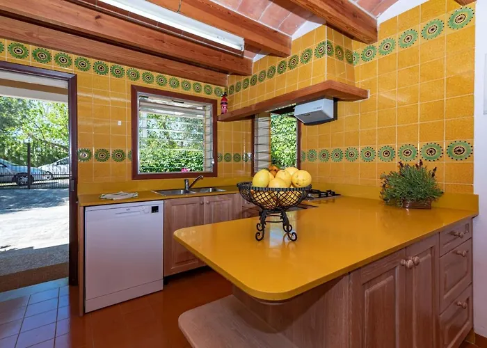 Els Gorgs By Sealand Country house